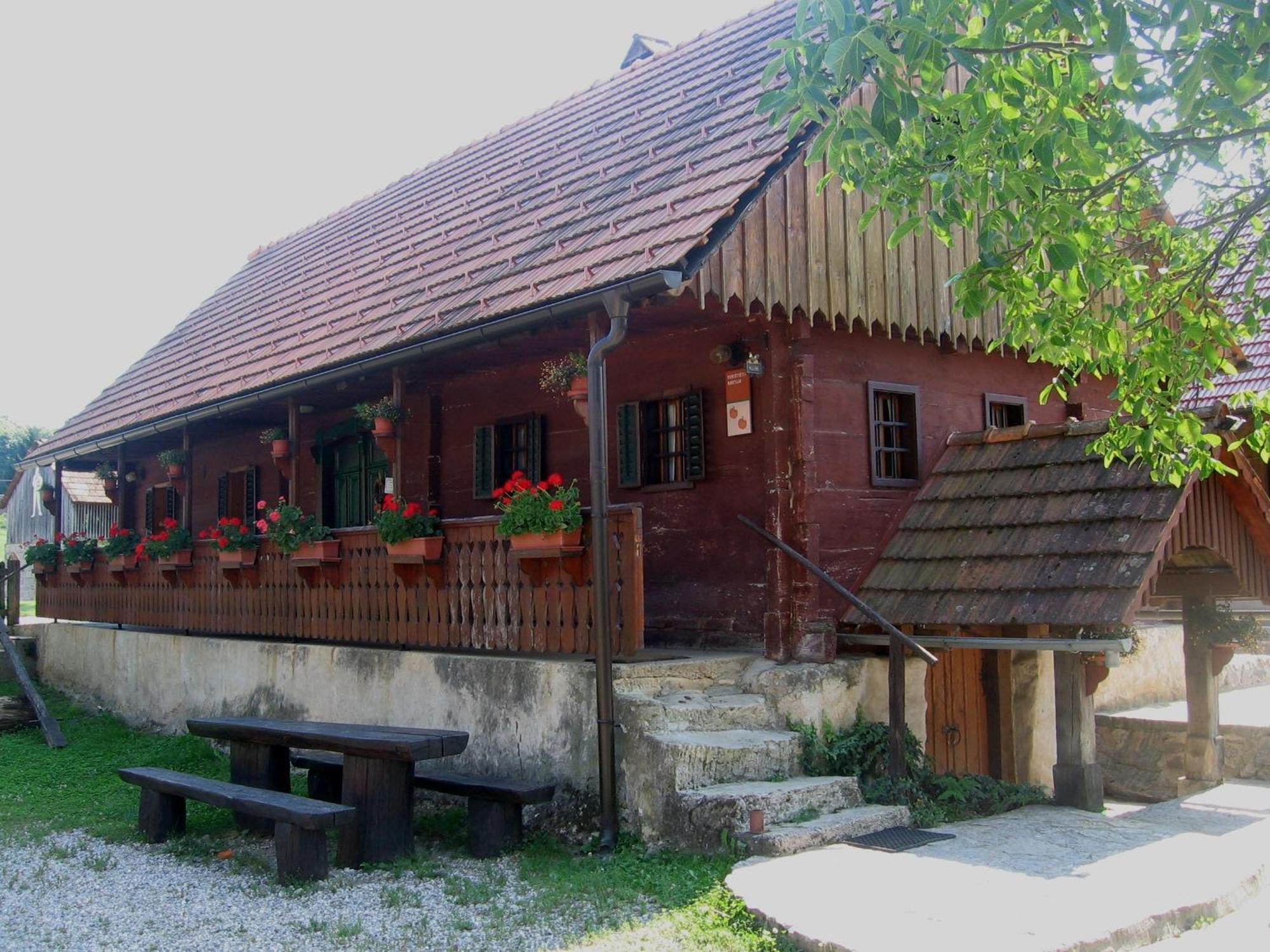 Villa Tourist Farm Pri Martinovih Krška Vas Exterior foto